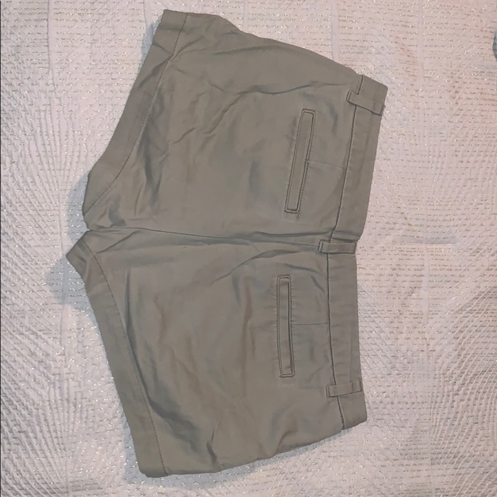 Shorts - Picture 2 of 4
